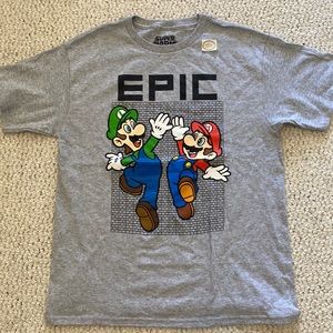 Super Mario Boys T-Shirt Size L by Nintendo